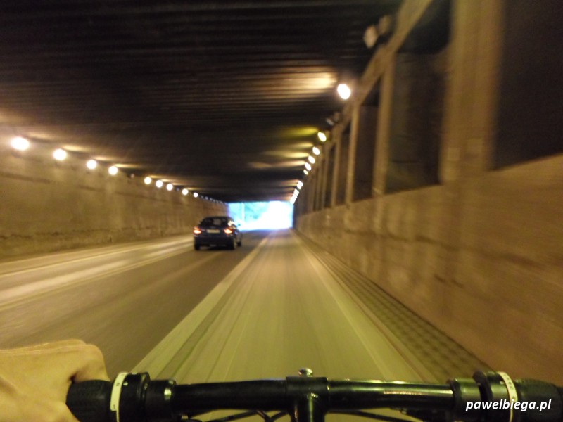 Zyrardow-Warszawa rowerem - tunel na Dźwigowej